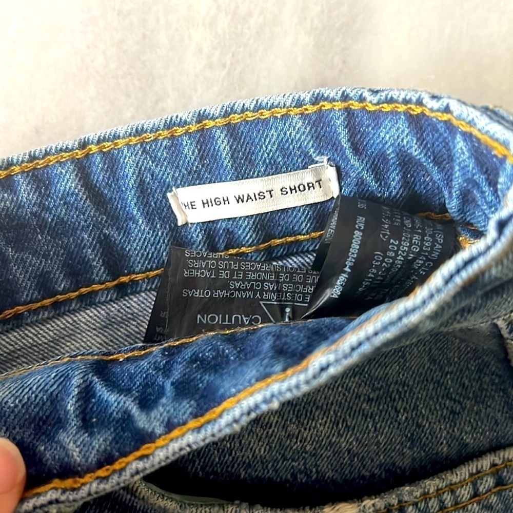 ZARA The HIGH Waist denim short - Picture 4 of 9